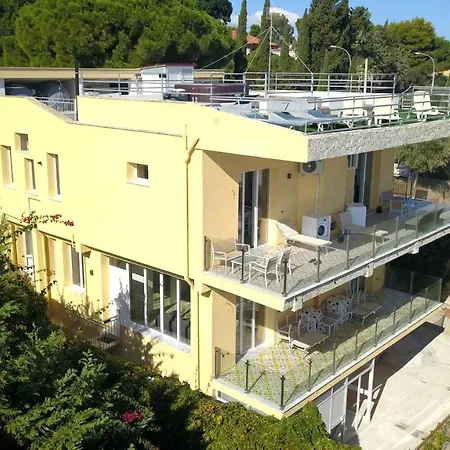 16 Pax In Francesca Sicily Sul Mare Apartment *