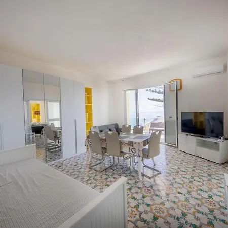 16 Pax In Francesca Sicily Sul Mare Apartment